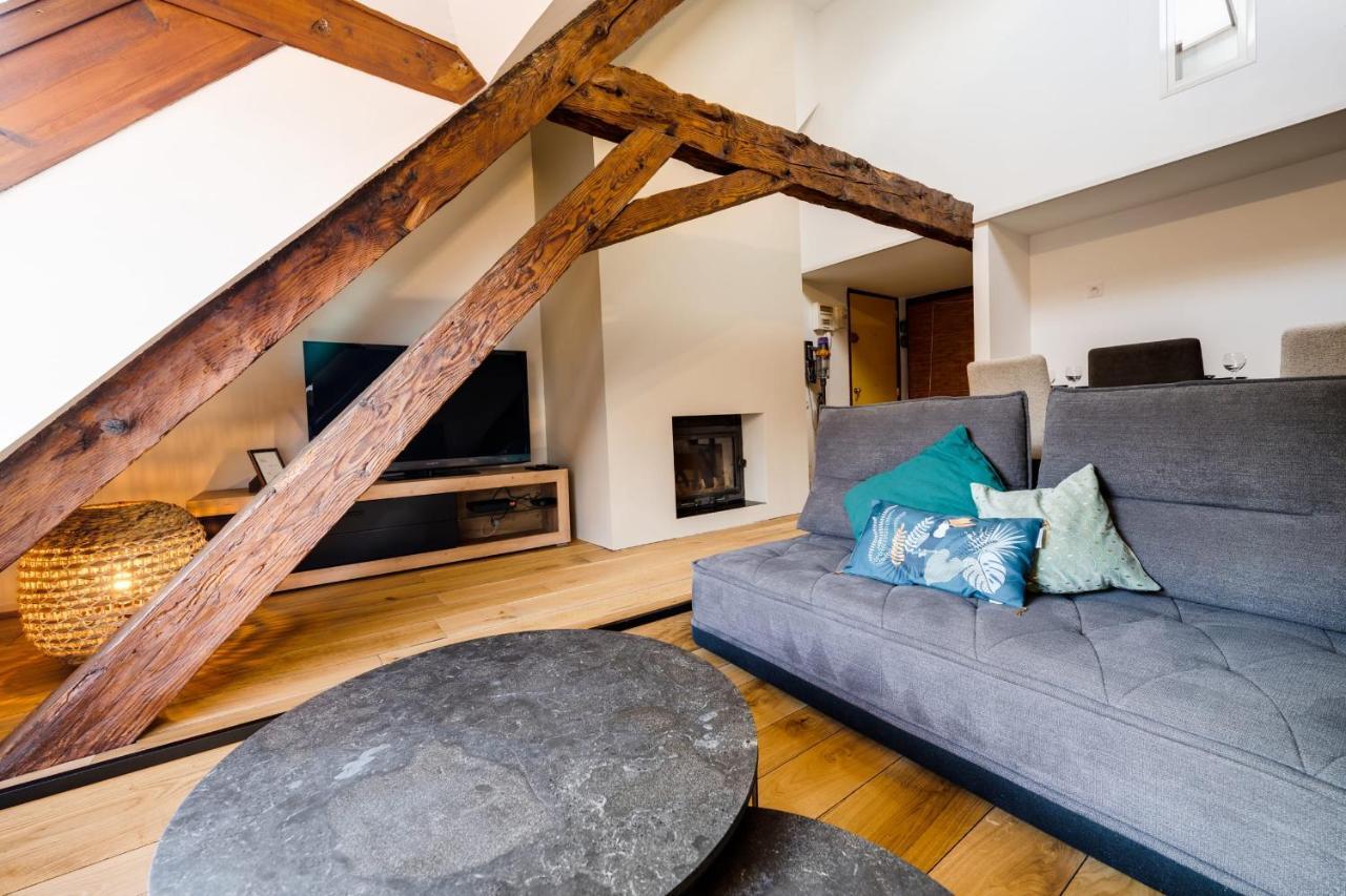 Le Septqatre - Grand Triplex Au Coeur De La Vieille Ville Annecy Bagian luar foto