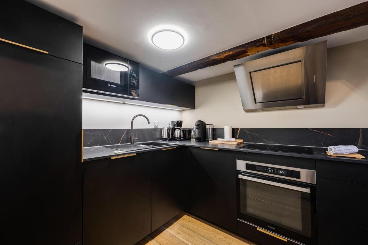 Le Septqatre - Grand Triplex Au Coeur De La Vieille Ville Annecy Bagian luar foto
