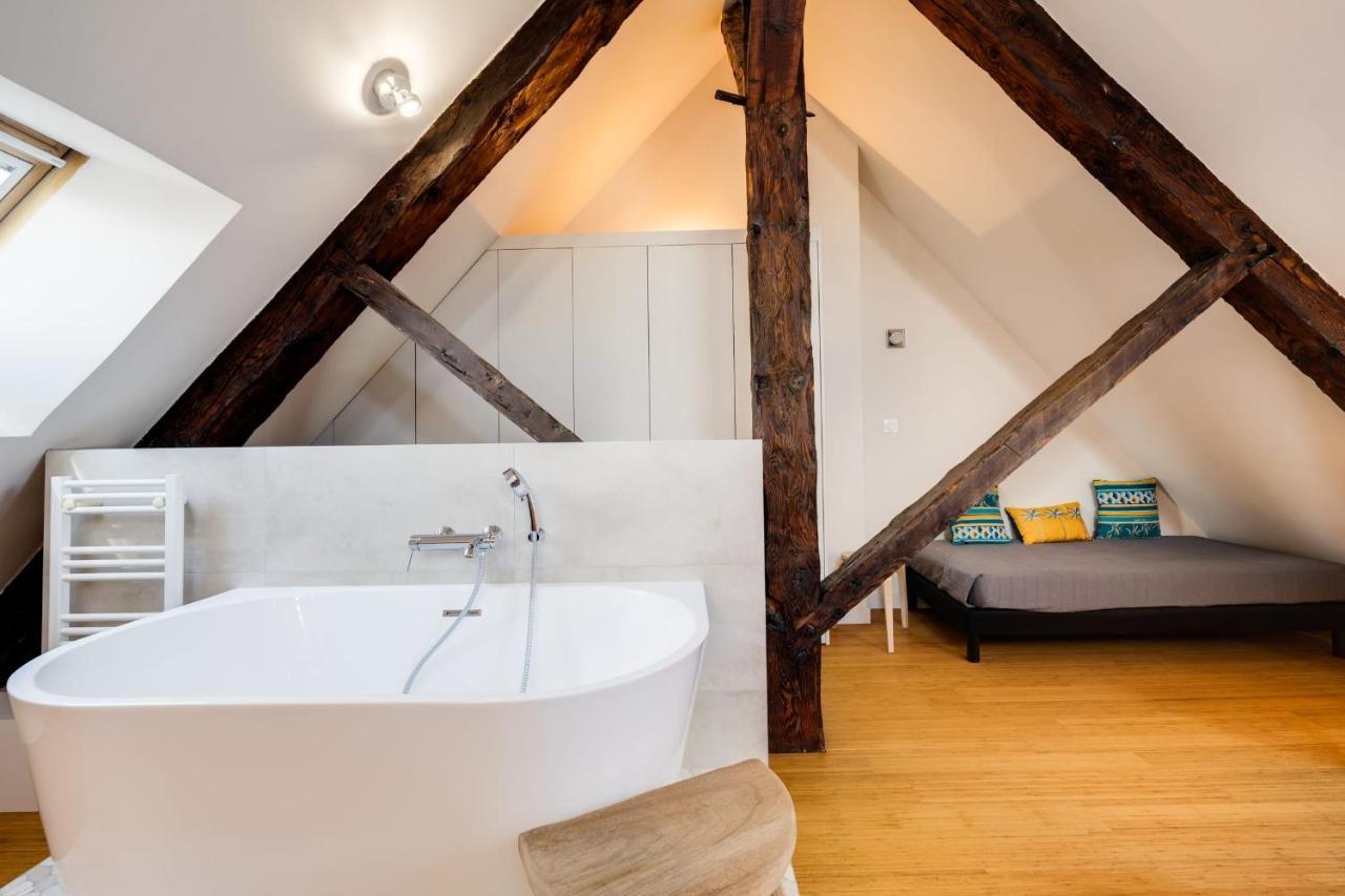 Le Septqatre - Grand Triplex Au Coeur De La Vieille Ville Annecy Bagian luar foto