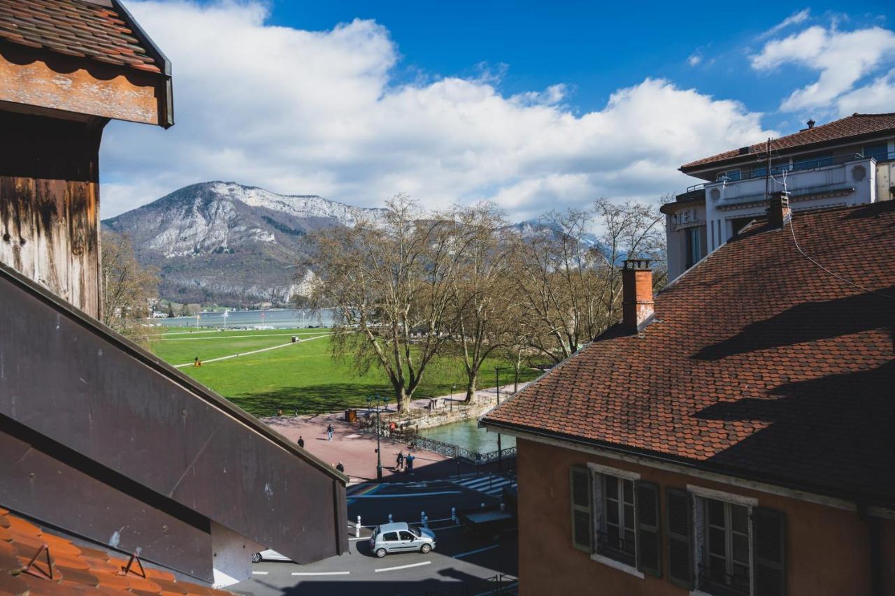 Le Septqatre - Grand Triplex Au Coeur De La Vieille Ville Annecy Bagian luar foto