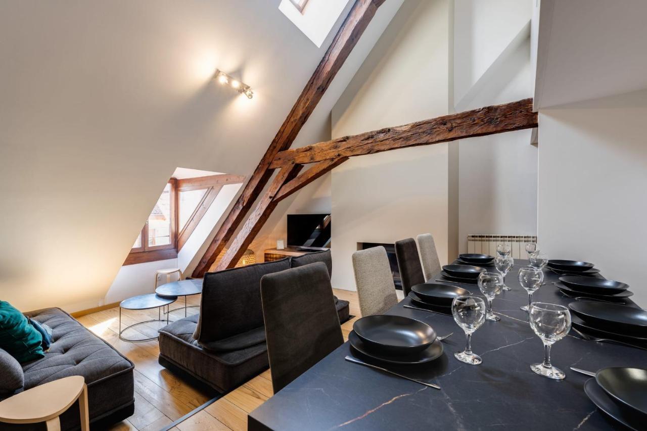 Le Septqatre - Grand Triplex Au Coeur De La Vieille Ville Annecy Bagian luar foto